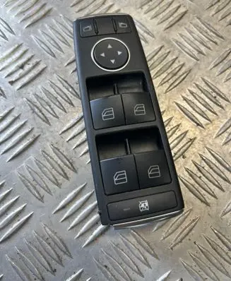 Mercedes-Benz C W204 Electric window control switch A2049055302