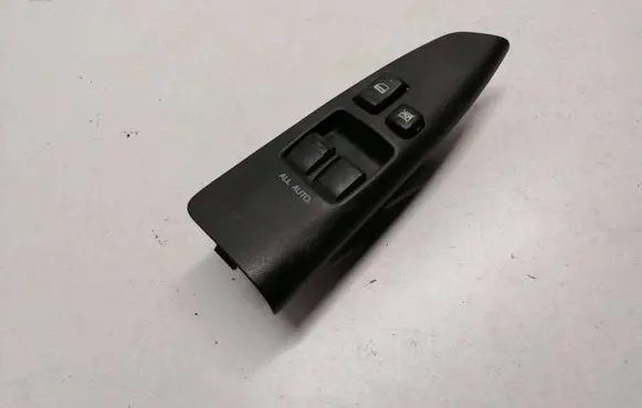 Toyota Corolla Verso E121 Electric window control switch