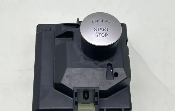 Mercedes-Benz GLC X253 C253 Engine start stop button switch A2059000924 333258010