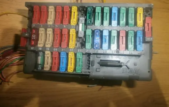 Peugeot 406 Fuse box set psa94592