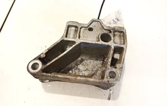 Audi A3 S3 8P Engine mounting bracket 1k0199111