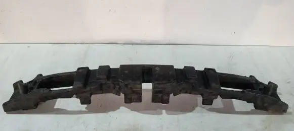 Rear bumper trim bar molding