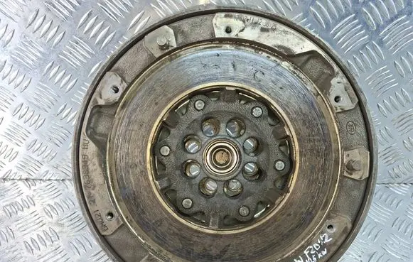 BMW 1 F20 F21 Dual mass flywheel 