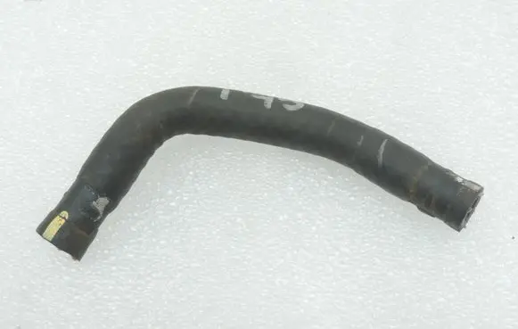 Engine coolant pipe/hose