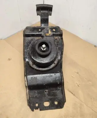 Chrysler Grand Voyager IV Spare wheel mounting bracket 05109030AH