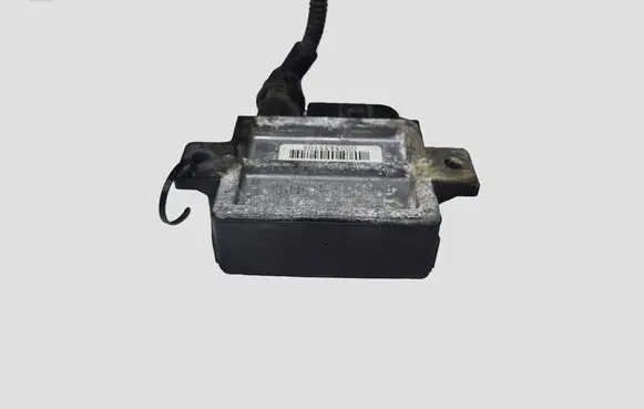 BMW 1 E81 E87 Glow plug pre-heat relay 779800003 0522120102 0003635105