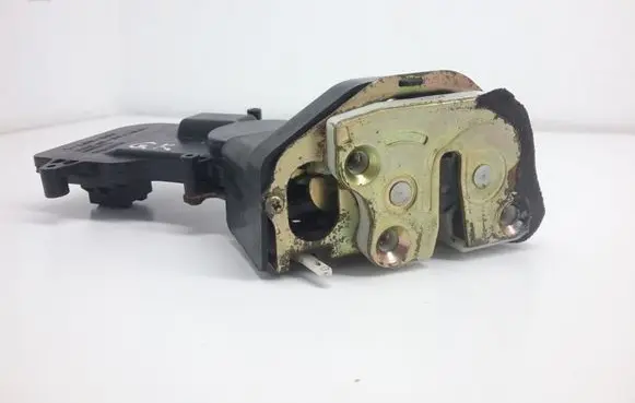 Mazda 6 Rear door lock