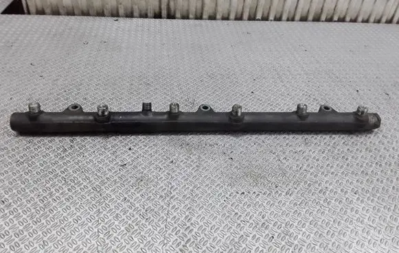 BMW 5 E39 Fuel main line pipe 0445216002