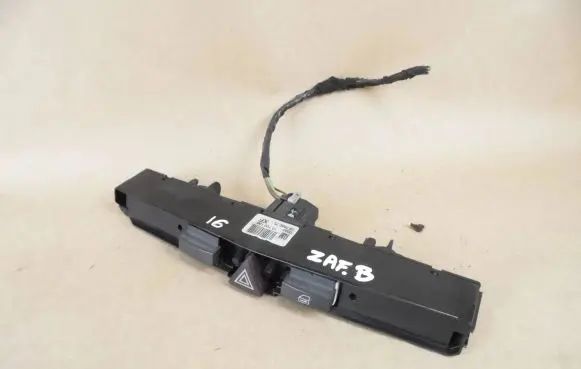 Opel Zafira B Hazard light switch 13100105 03758075