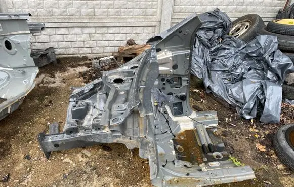 KIA Sportage Front quarter panel