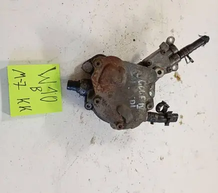 Volkswagen Golf IV Vacuum pump 038145209A