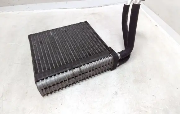 Ford Focus Heater blower radiator