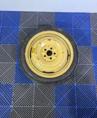 Toyota Prius (XW20) R16 spare wheel 