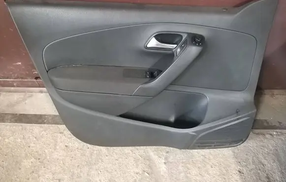Volkswagen Polo V 6R Front door card panel trim 6R4867011