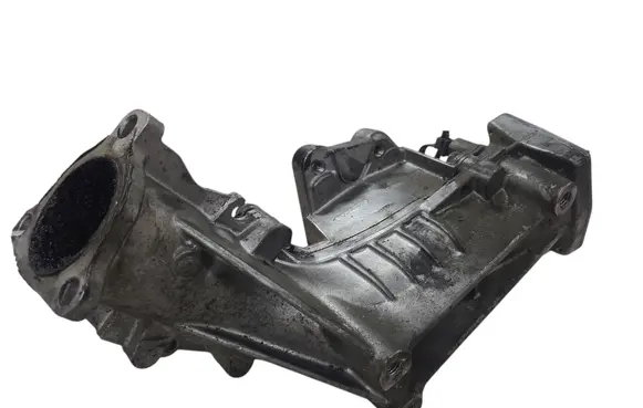 Opel Astra J Intake manifold 8973858235 1101830744 700997160