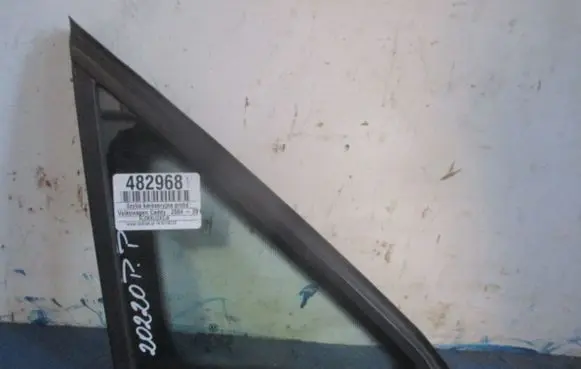 Volkswagen Caddy Front door vent window glass four-door 