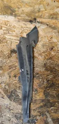 Under headlight/headlamp trim