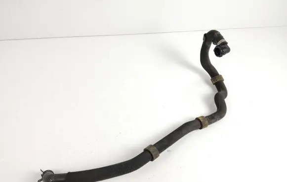 Mercedes-Benz CLS C218 AMG Engine coolant pipe/hose A2185010282