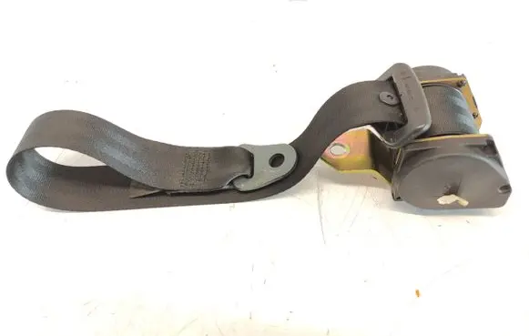 Peugeot 605 Rear seatbelt 042919 221298