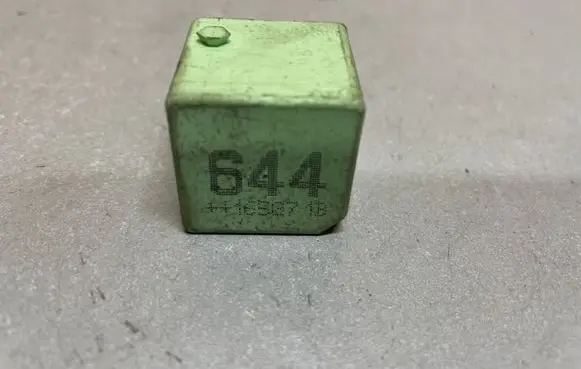 Audi A4 S4 B7 8E 8H Other relay 4H0951253