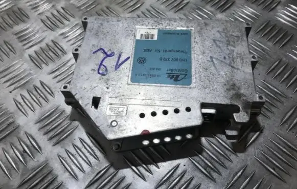Volkswagen Golf III ABS control unit/module 1h0907379b 100941-03134