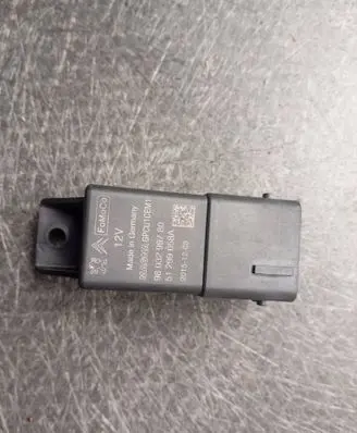 Peugeot 308 Glow plug pre-heat relay 9803299780 20151203 51299058A