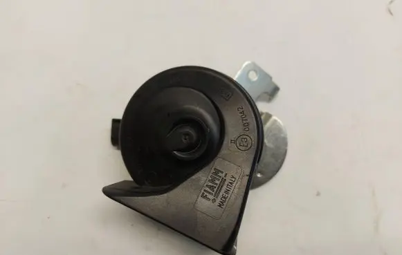 Mercedes-Benz EQA Alarm system siren A2475403206-JLK01