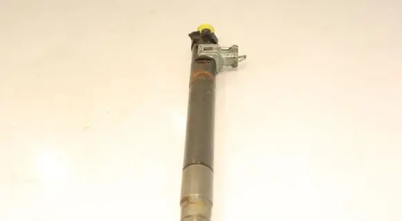Peugeot 3008 II Fuel injector