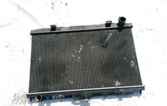Nissan Almera Tino Coolant radiator