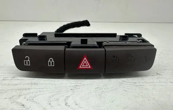Opel Insignia A Hazard light switch 13271928 8245