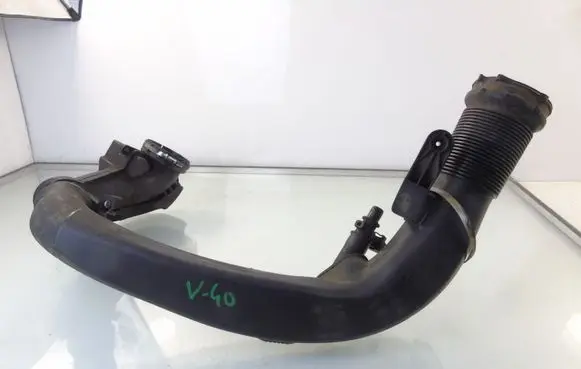Volvo V40 Intercooler hose/pipe 31325985