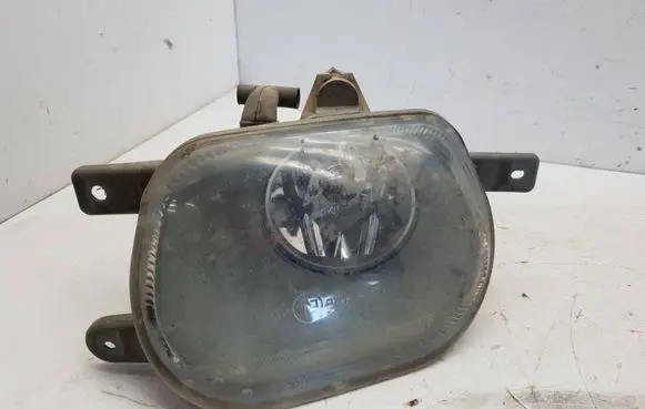 Volvo XC90 Front fog light 31111183 7258