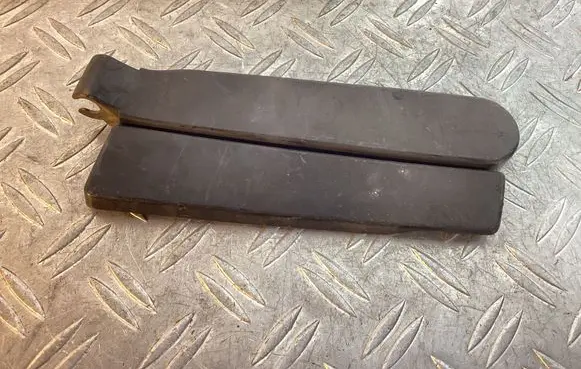Porsche Cayenne (92A) Front wiper blade arm 3390580403