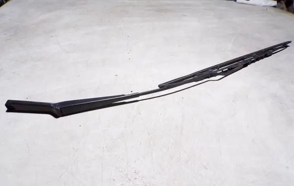 Volkswagen Transporter - Caravelle T4 Front wiper blade arm 701955410A
