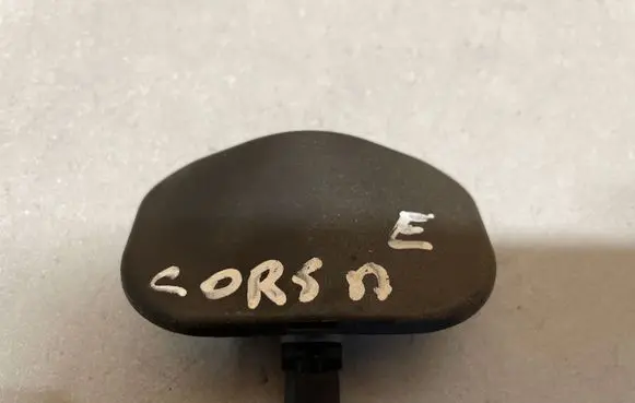 Opel Corsa E Windshield washer spray nozzle 