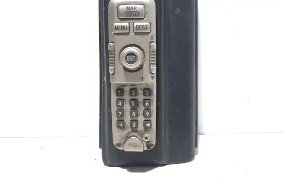 Toyota Avensis T250 Multifunctional control switch/knob 8682520010