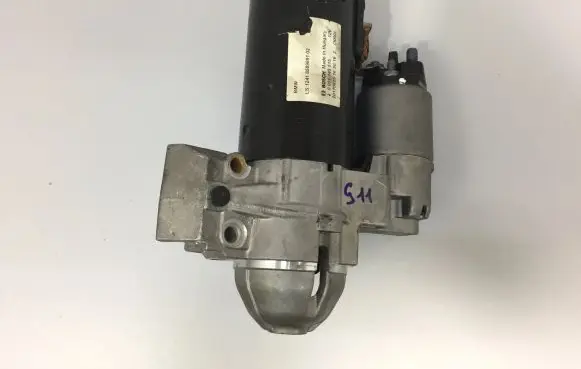 BMW 7 G11 G12 Starter motor 8589891