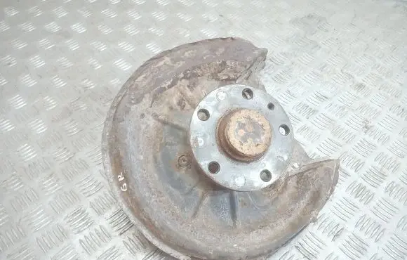 Skoda Octavia Mk2 (1Z) Rear wheel hub spindle/knuckle 
