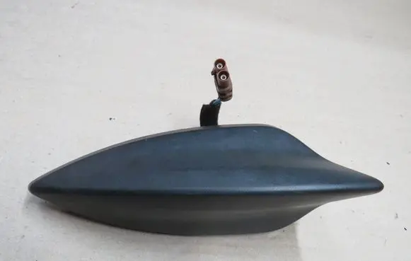 Opel Insignia A Aerial GPS antenna 13476638 7410300000000K 000140640
