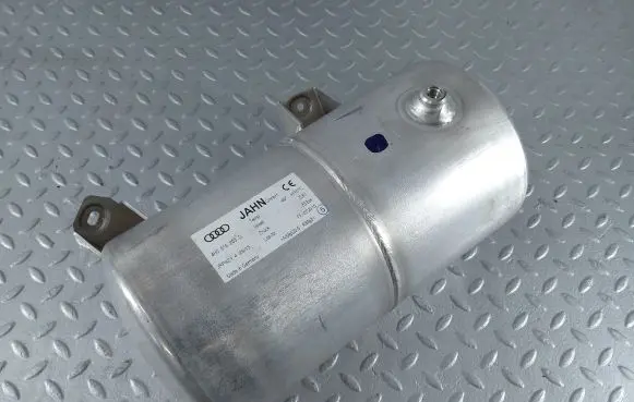 Audi A8 S8 D4 4H Vacuum air tank 4H0616203D