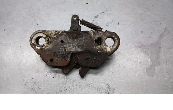 Fiat Seicento/600 Engine bonnet/hood lock/catch ZAMEKMASKI