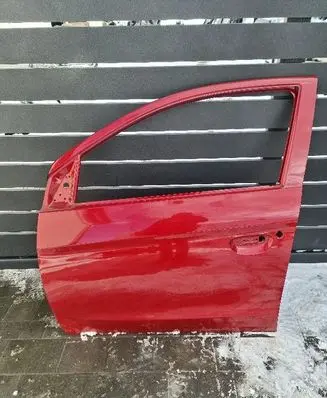 Mitsubishi Space Star Front door