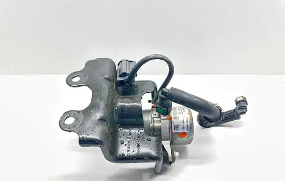 Dodge Charger Vacuum pump P04581485AD 01026103