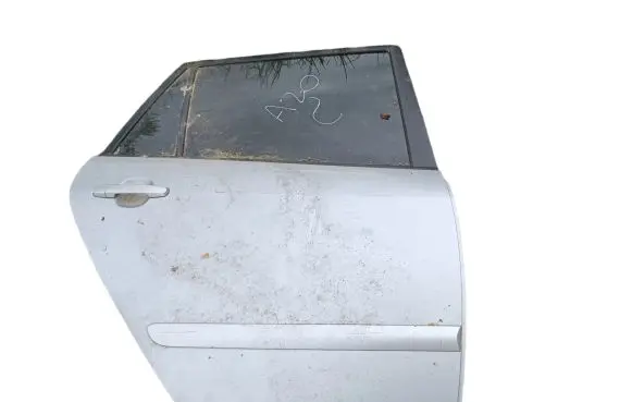 Toyota Corolla Verso E121 Rear door