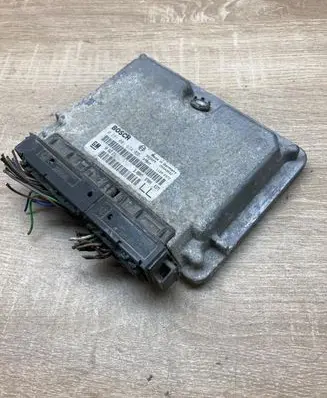 Opel Astra G Engine control unit/module ECU 90562574 0281001674