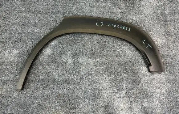 Citroen C3 Aircross Rear arch trim 13476855 L270