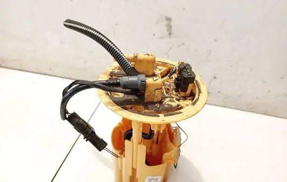 Peugeot 1007 Fuel level sensor 