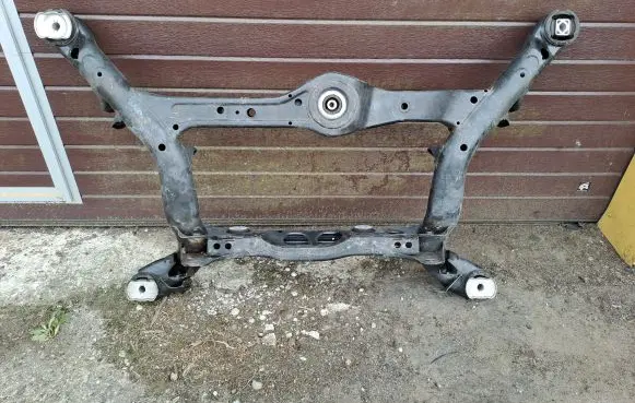 Porsche Macan (95B) Rear subframe 95B505235E