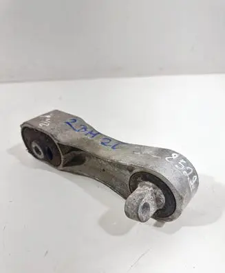 Engine mount bracket