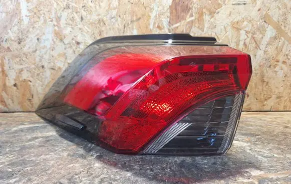 Toyota RAV 4 (XA50) Rear/tail lights 81560-42230